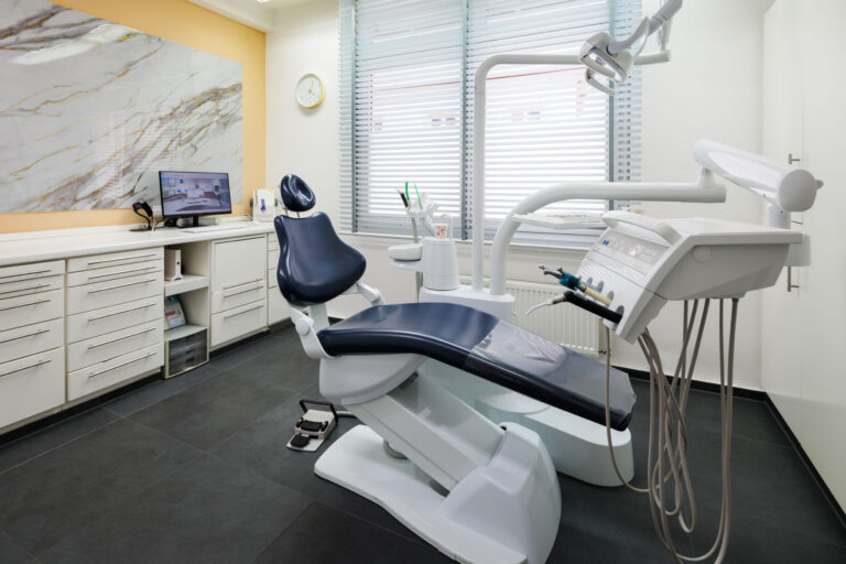 Behandlungszimmer | Zahnarzt Schwäbisch Gmünd